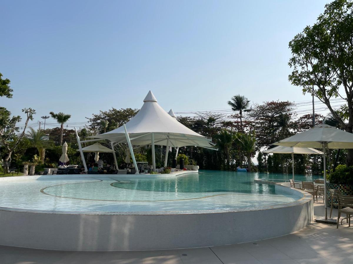 Copacabana Jomtien Beach High Floor Praia de Jomtien Exterior foto