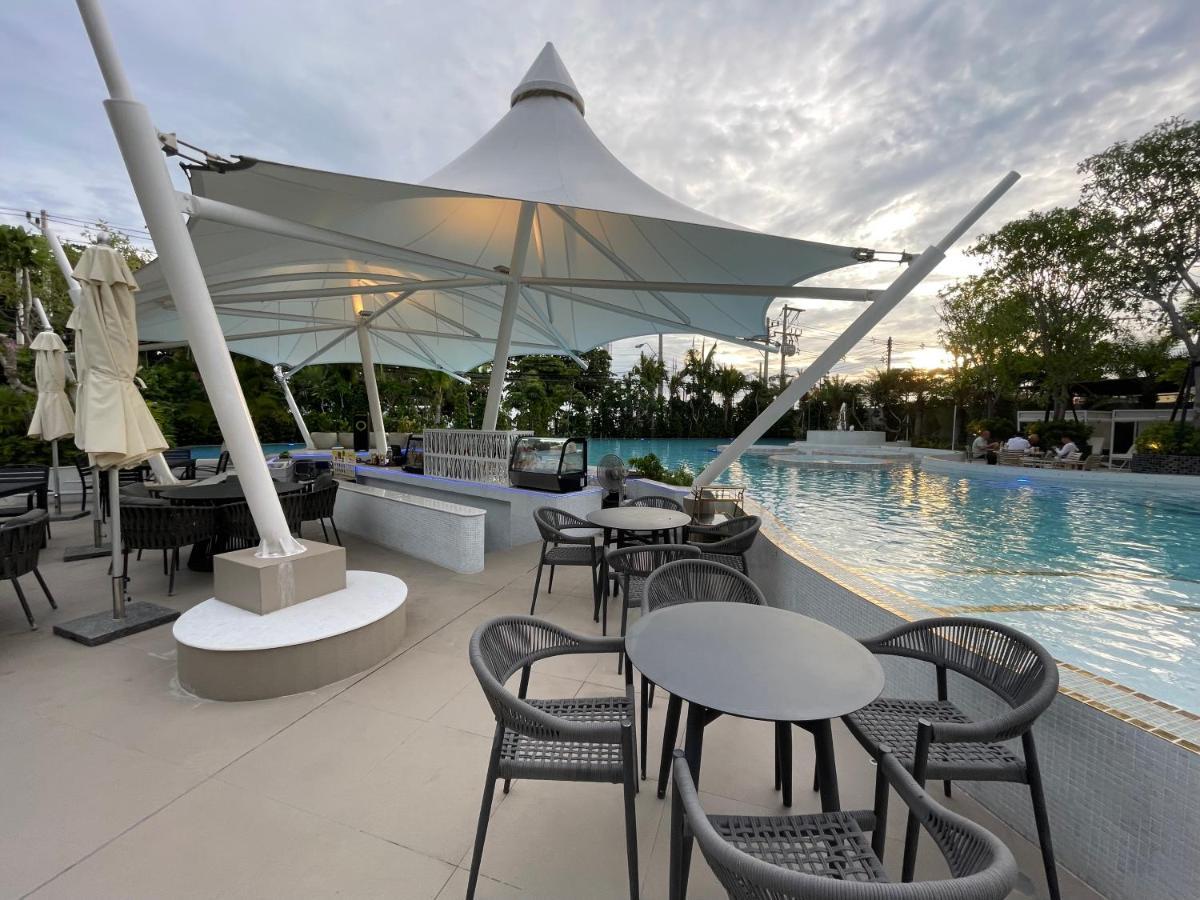 Copacabana Jomtien Beach High Floor Praia de Jomtien Exterior foto